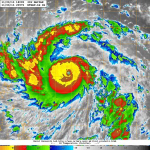 20131106.2057.mtsat1r.x.ir1km.31WHAIYAN.150kts-911mb-82N-1344E.100pc