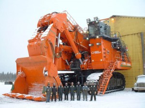 BjyIkq3CYAAJd4v.jpg large